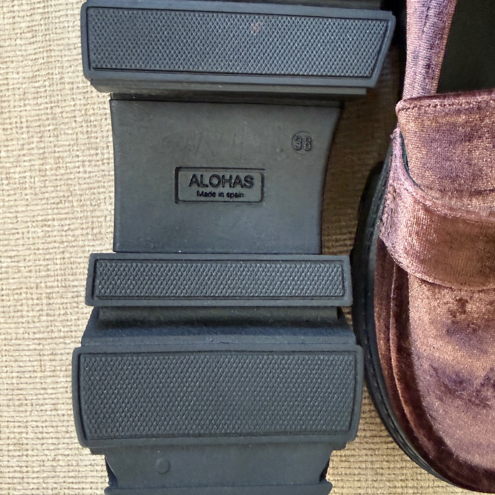 Alohas Velvet Platform Lug Sole Loafers Womens Size 8 Preppy Goth - Picture 7 of 11